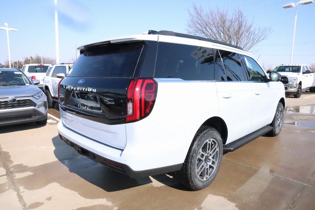 2026 Ford Expedition Active