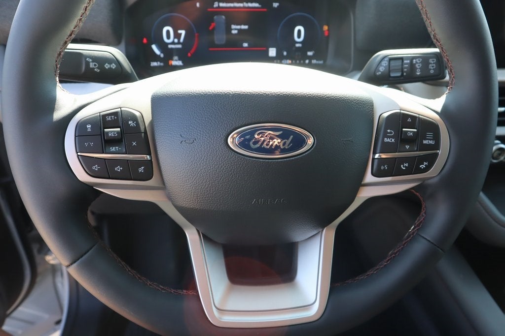 2025 Ford Explorer Active SERVICE LOANER