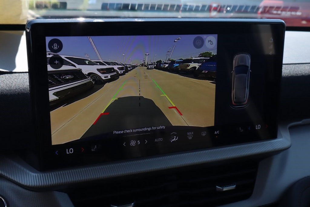 2025 Ford Explorer Active SERVICE LOANER