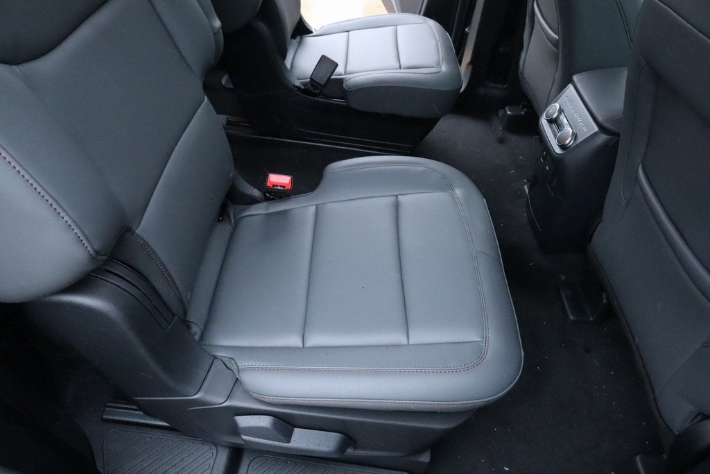 2026 Ford Explorer Active SERVICE LOANER