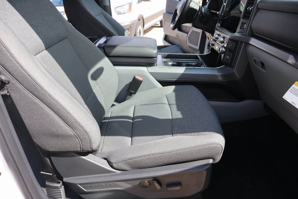 2025 Ford F-150 XLT SERVICE LOANER