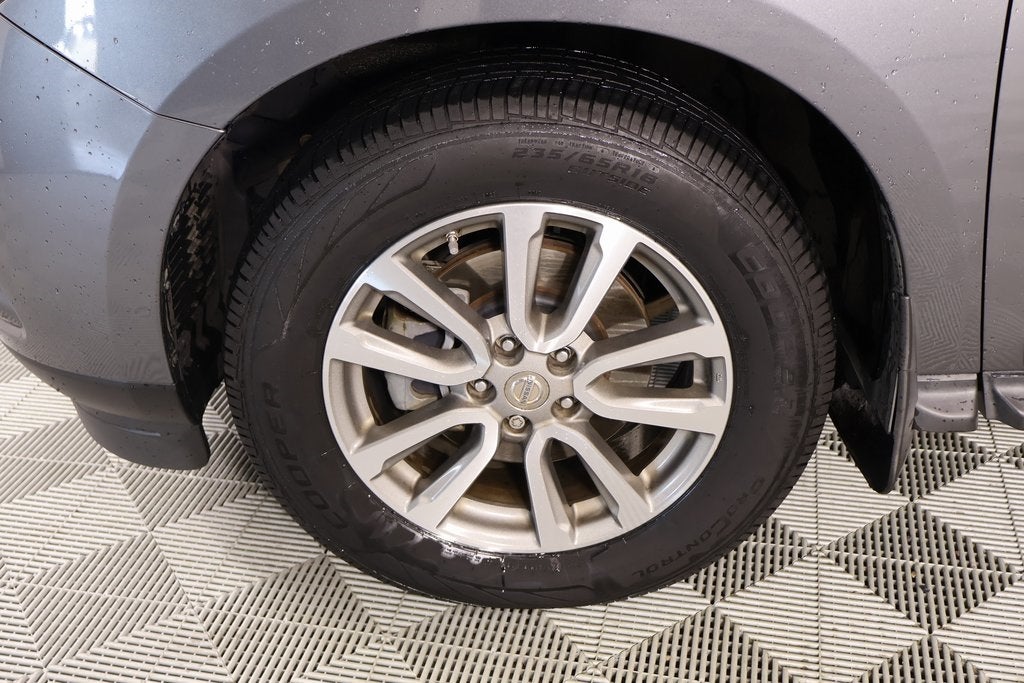 2016 Nissan Pathfinder SL Pre-Auction