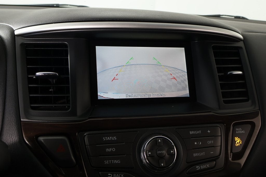 2016 Nissan Pathfinder SL Pre-Auction