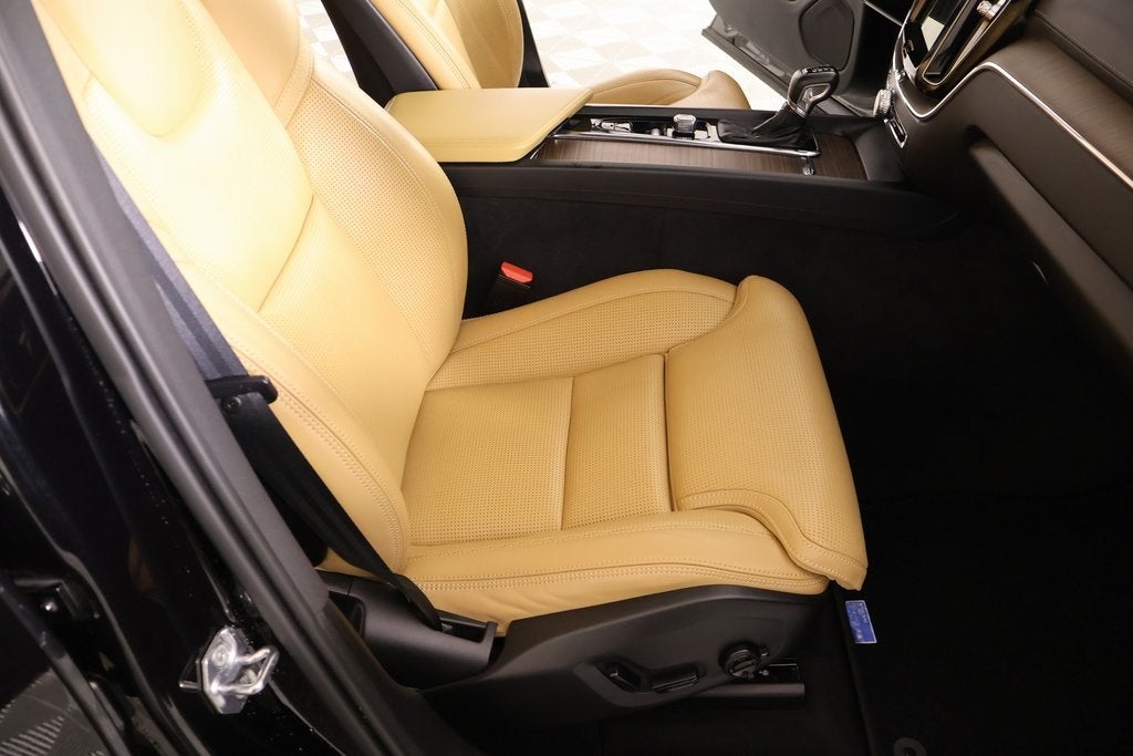 2021 Volvo XC60 T5 Inscription