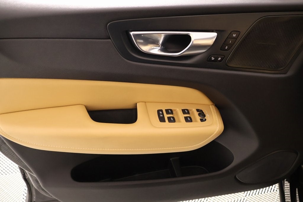 2021 Volvo XC60 T5 Inscription