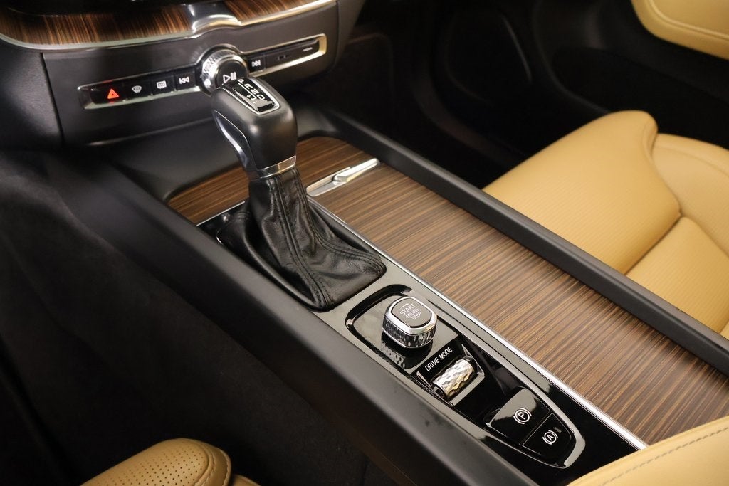 2021 Volvo XC60 T5 Inscription