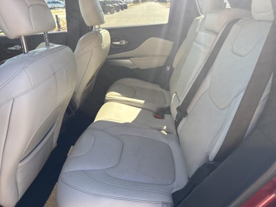 2016 Jeep Cherokee Overland