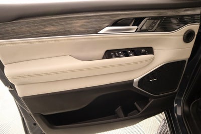 2023 Jeep Wagoneer Series II