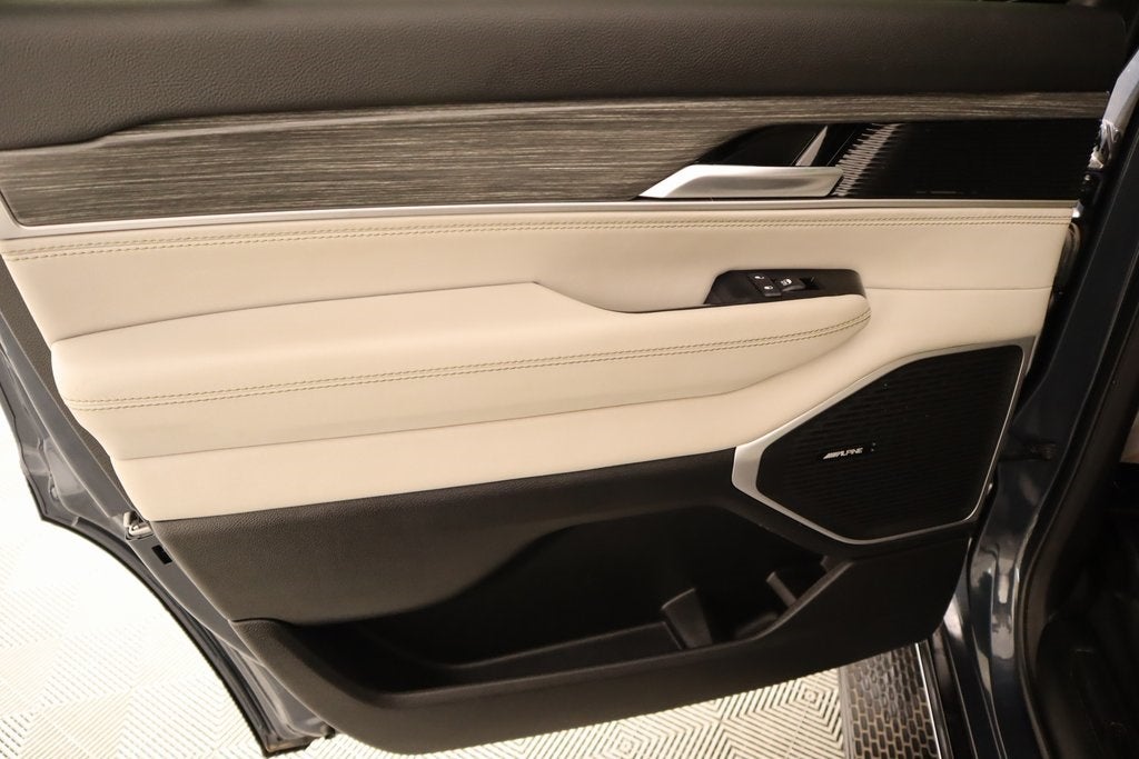 2023 Jeep Wagoneer Series II