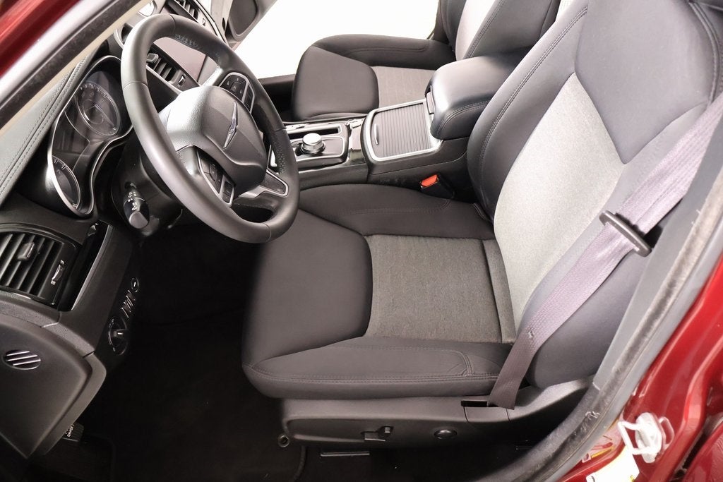 2023 Chrysler 300 Touring