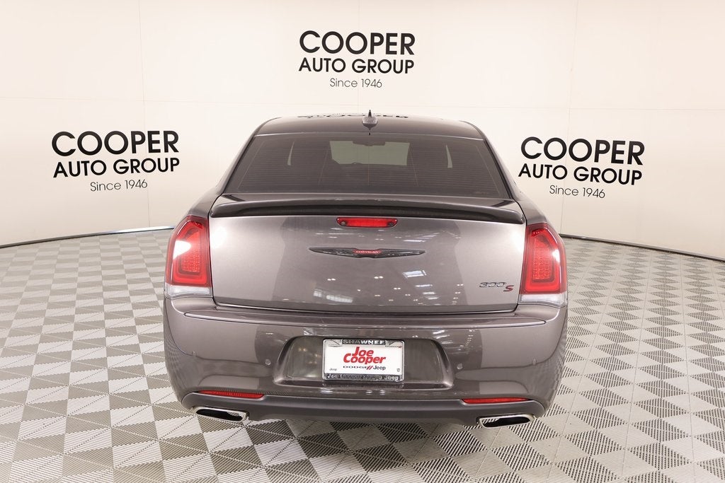 2023 Chrysler 300 S